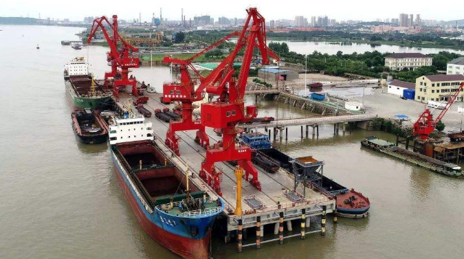 东方概述露天料场港口封闭问题的实行方法